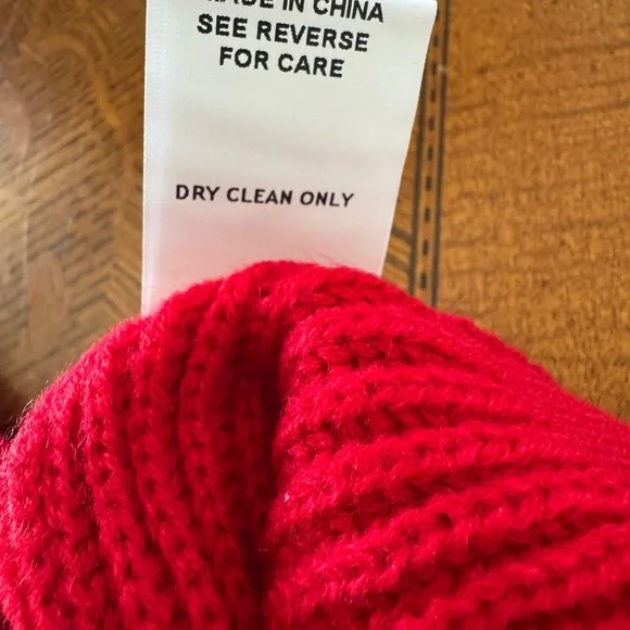 (NWT) Ole Miss “Rebels” Sleeveless Gameday Sweater (so soft!) — Size: S - Picture 7 of 7